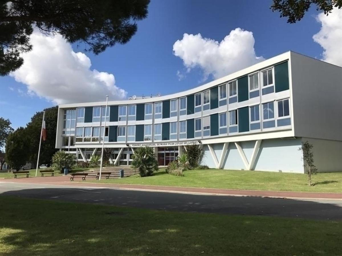 Apartment Residence Les Jardins De France Royan Exterior foto